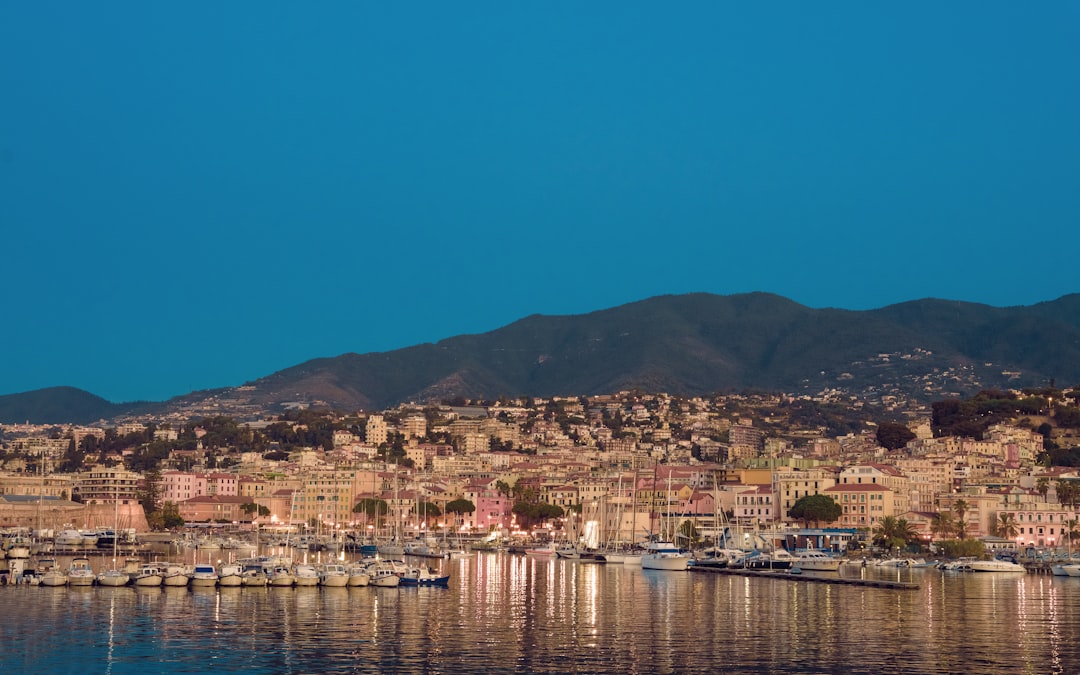 サンレモと旧市街 - Sanremo | Secret World Trip Planner