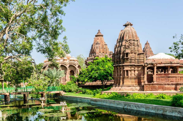 曼多尔花园 - Jodhpur | Secret World Trip Planner