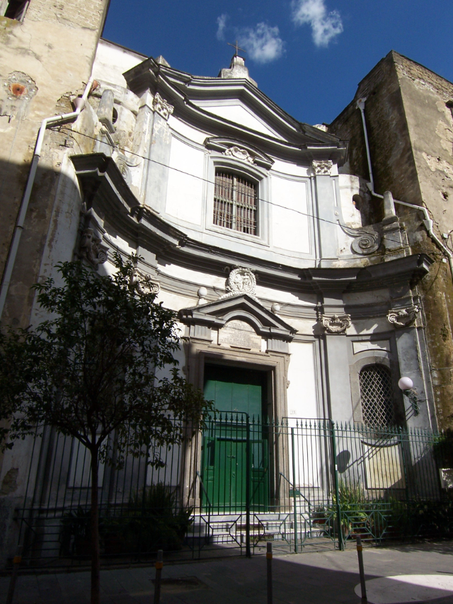 VVa' a vasà 'o pesce 'e San Rafèle: Между священным и профанным в Неаполе - Napoli | Secret World Trip Planner