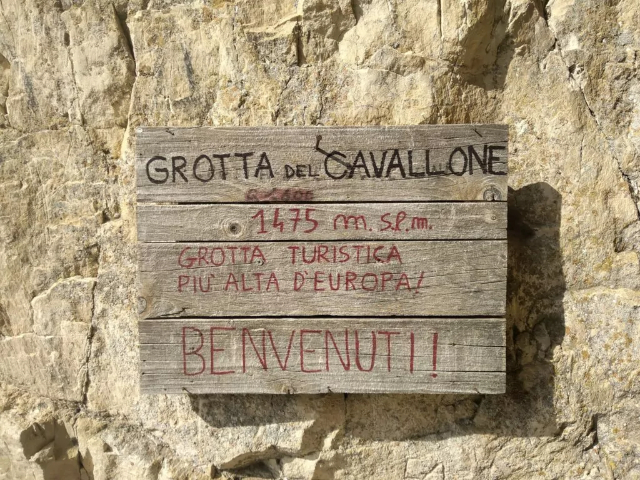 Gruta del Cavallone. Las grutas turísticas más altas de Europa - Via Gravara | Secret World Trip Planner