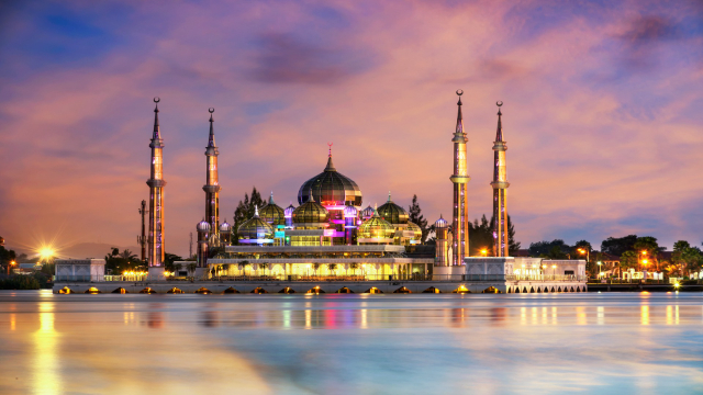 水晶清真寺 - Kuala Terengganu | Secret World Trip Planner