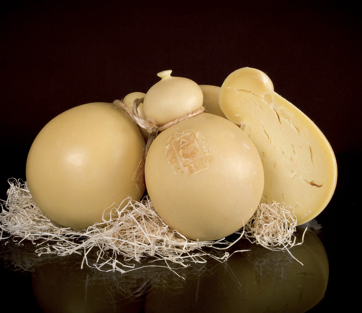 Caciocavallo Silano DOP - Spezzano della Sila | Secret World Trip Planner