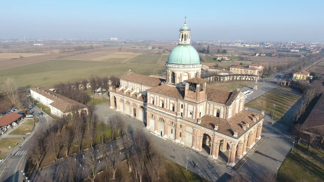 Wallfahrtskirche Santa Maria del Fonte in Caravaggio - Santuario di Caravaggio | Secret World Trip Planner
