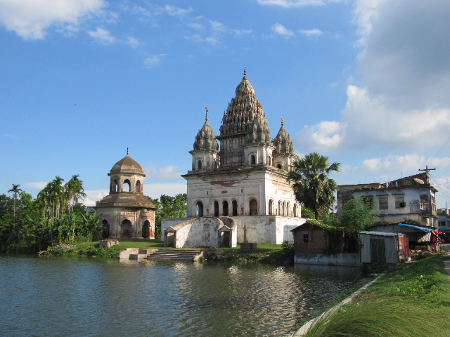 普提亚寺建筑群 - Puthia | Secret World Trip Planner