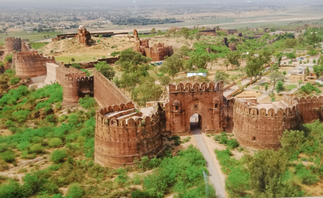 Fuerte de Rohtas, - Rohtas | Secret World Trip Planner