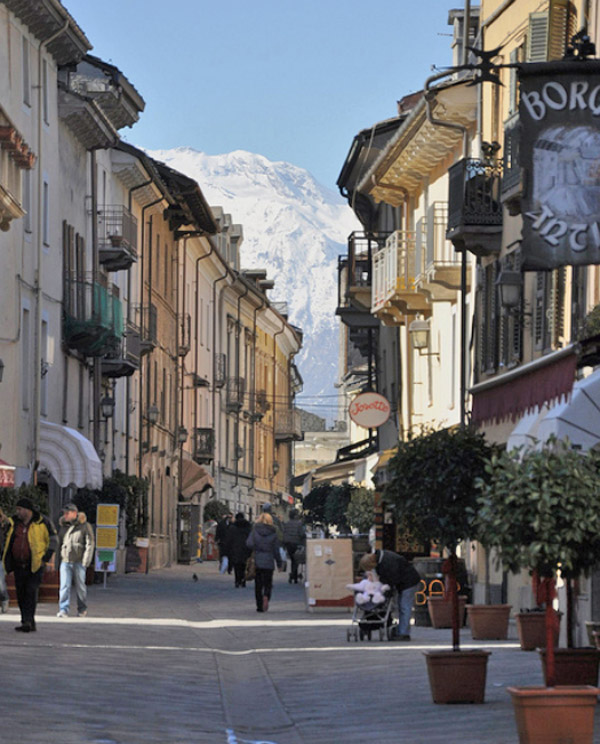 アオスタ - Aosta | Secret World Trip Planner