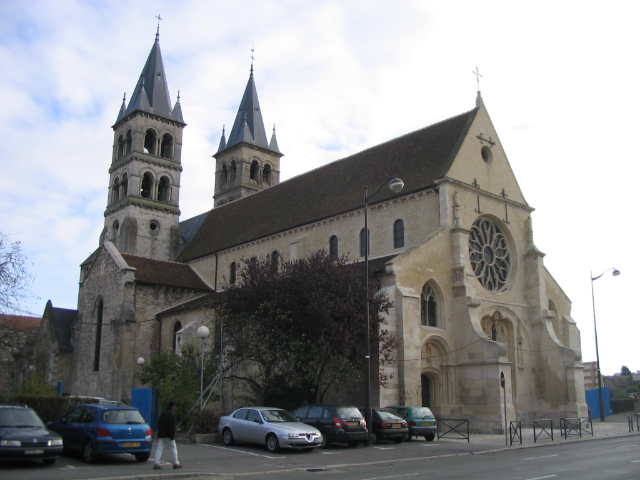 Die Kathedrale von Notre-Dame in Melun - Melun | Secret World Trip Planner