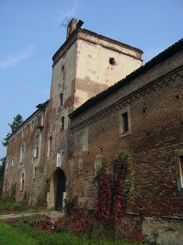 Castello della Rotta i duchy - Tetti Sapini | Secret World Trip Planner