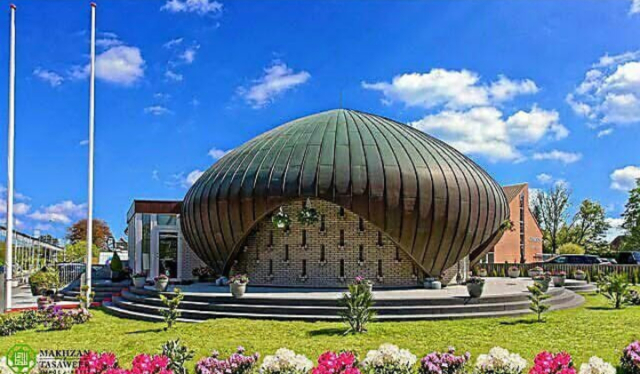The Nusrat Djahan Mosque - Hvidovre | Secret World Trip Planner