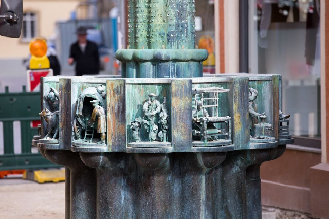 Zunftbrunnen ( Gilde fontein ) - Reutlingen | Secret World Trip Planner