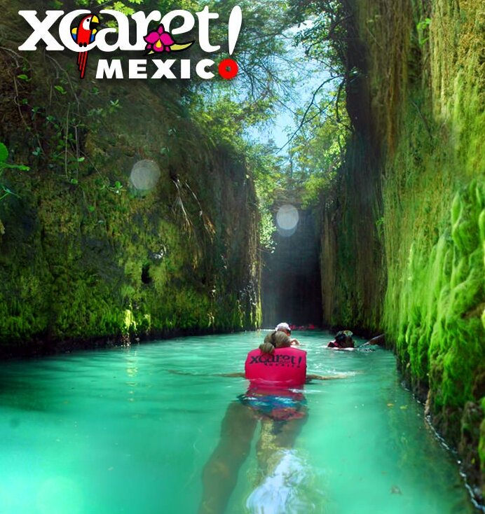 Messico: Xcaret è famoso per i fiumi sotterranei — Playa del Carmen