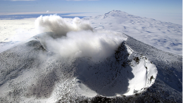 Góra Erebus, Antarktyda - Mt Erebus | Secret World Trip Planner