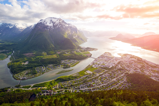 イル・フィヨルド・ディ・ロムスダール - Romsdalsfjorden | Secret World Trip Planner
