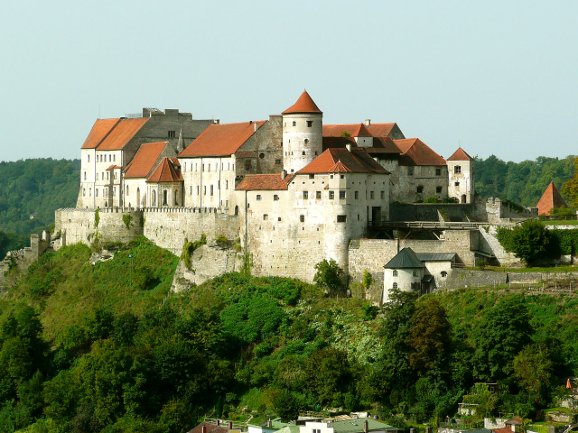 Kasteel Burghausen - Burghausen | Secret World Trip Planner