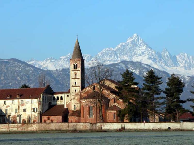 Abbazia benedettina cistercense di Staffarda - Staffarda | Secret World Trip Planner
