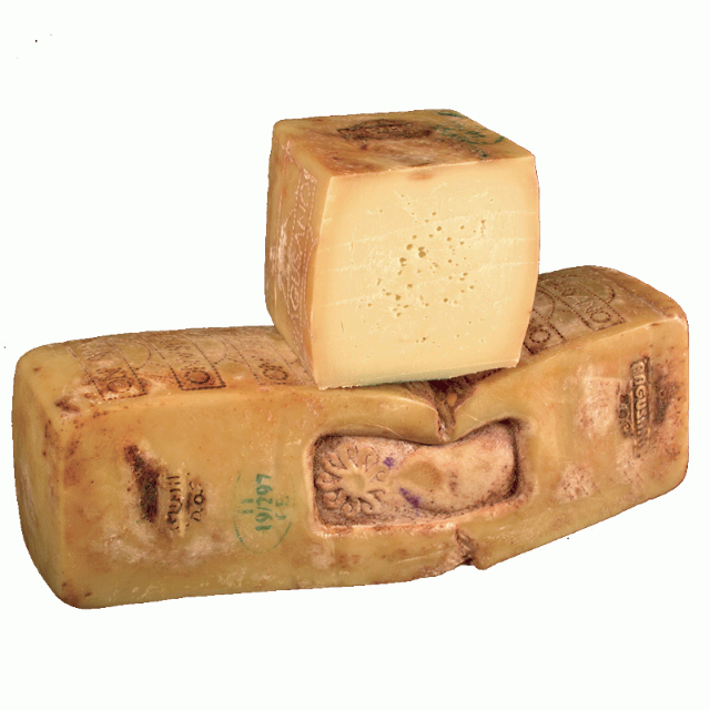 Caciocavallo Ragusano DOP - Ragusa | Secret World Trip Planner