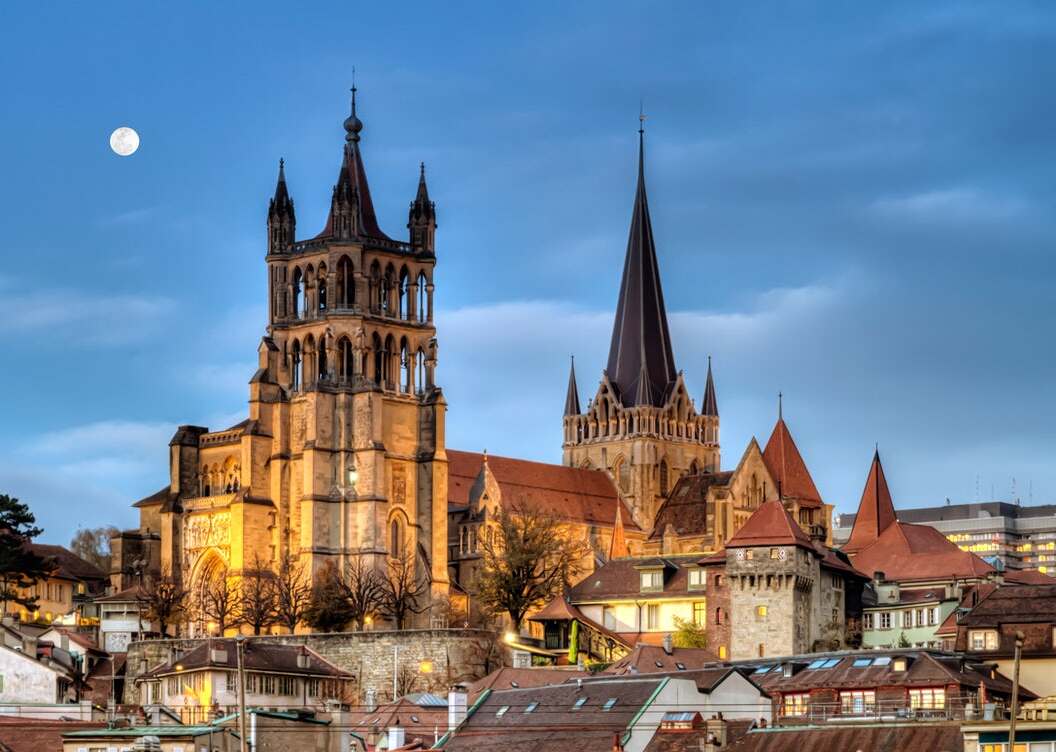 Die majestätische Kathedrale Notre-Dame in Lausanne - Lausanne | Secret World Trip Planner