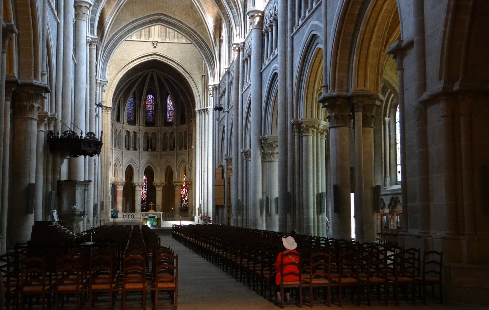 Die majestätische Kathedrale Notre-Dame in Lausanne - Lausanne | Secret World Trip Planner