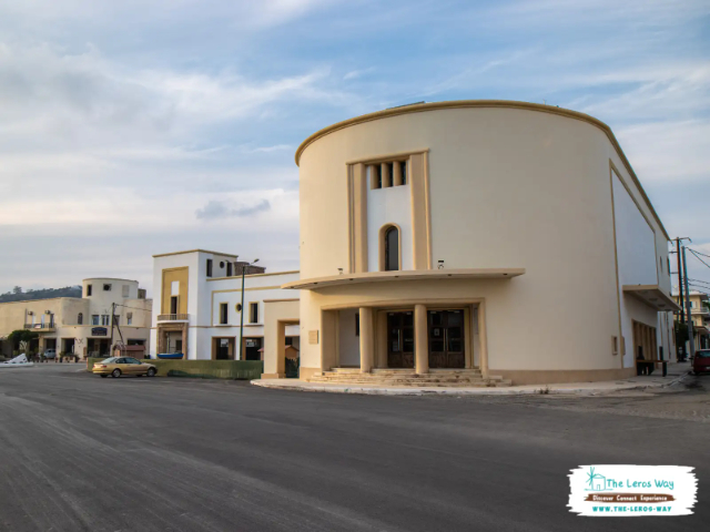 El cine Lakki - Lakki | Secret World Trip Planner