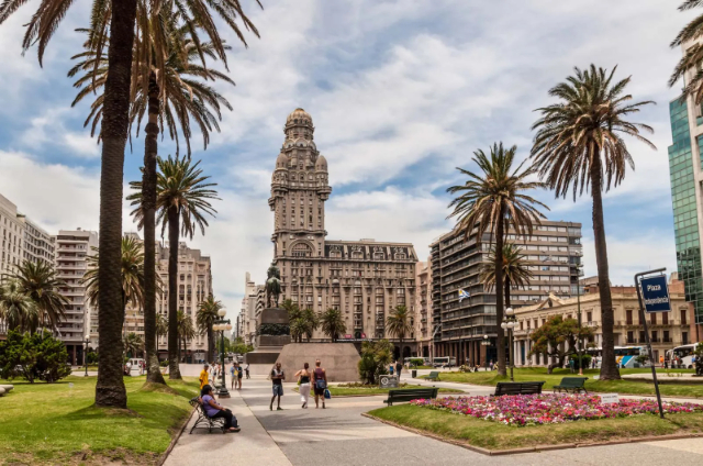 蒙得维的亚 - Montevideo Department | Secret World Trip Planner