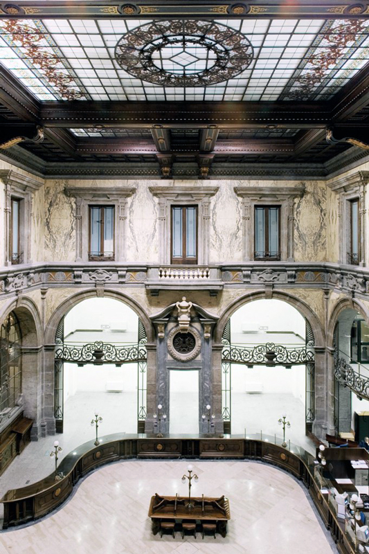 Palazzo Zevallos Stigliano i ostatni Caravaggio - Napoli | Secret World Trip Planner