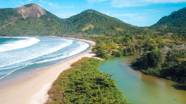 Dois Rios Strand / Ilha Grande - Dois Rios | Secret World Trip Planner