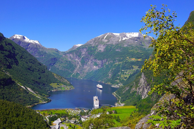 苍蝇谷盗贼 - Geiranger | Secret World Trip Planner