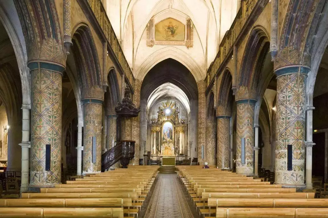 Basílica de la Santísima Trinidad de Cherburgo - Cherbourg-en-Cotentin | Secret World Trip Planner