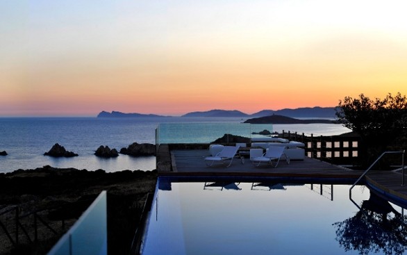 Vuurtoren van Capo Spartivento - Faro di Capo Spartivento | Secret World Trip Planner