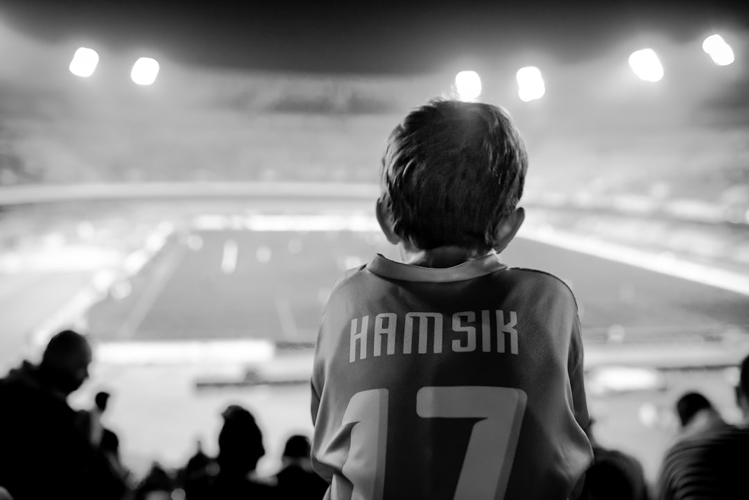 Estádio San Paolo e o génio do futebol Maradona - Napoli | Secret World Trip Planner