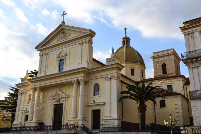 A Catedral de Santi Pietro e Paolo em Lamezia Terme - Lamezia Terme | Secret World Trip Planner