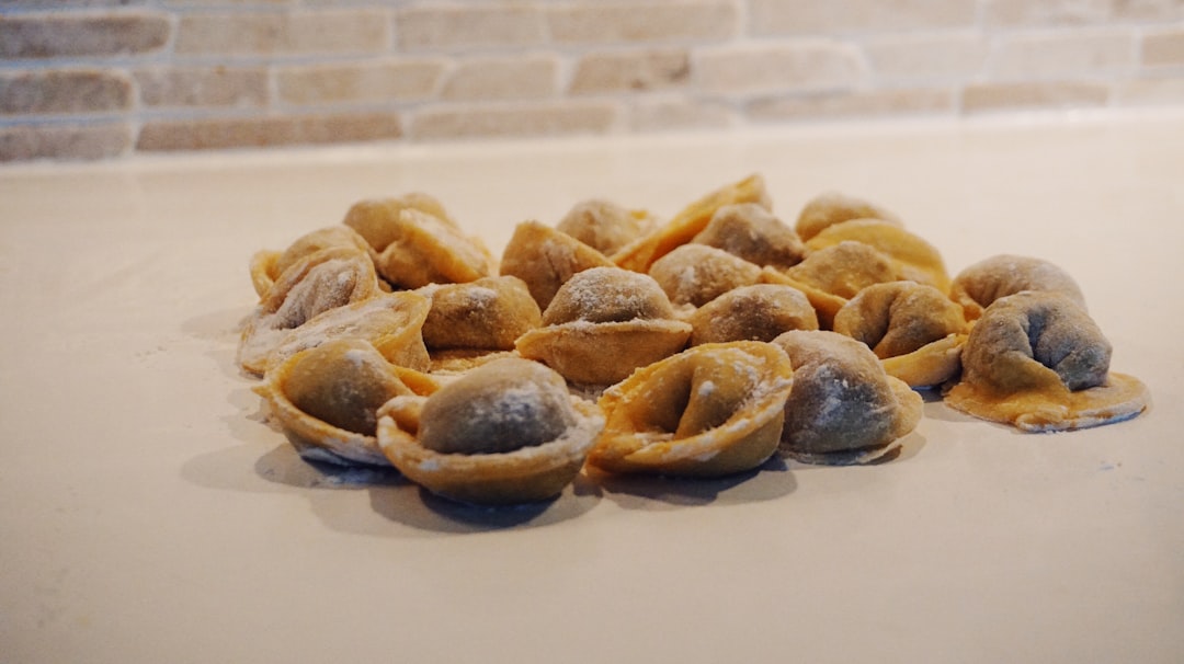 I tortelli fritti di Natale - Reggio Emilia | Secret World Trip Planner