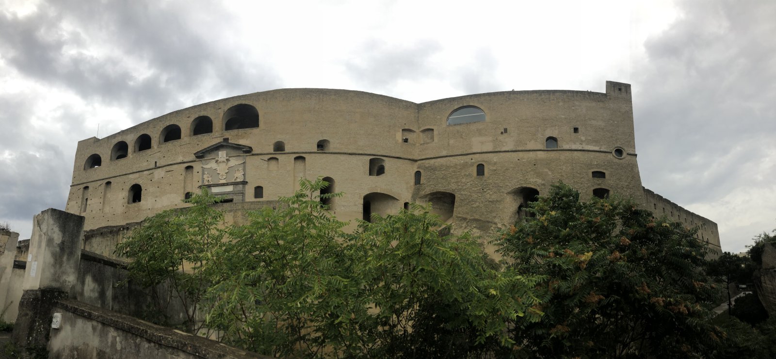 Неаполь / Castel Sant'Elmo - Napoli | Secret World Trip Planner