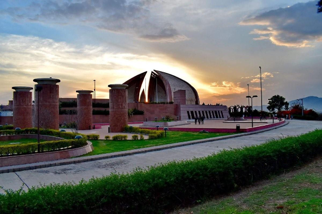 The Pakistan Monument - اسلام آباد | Secret World Trip Planner