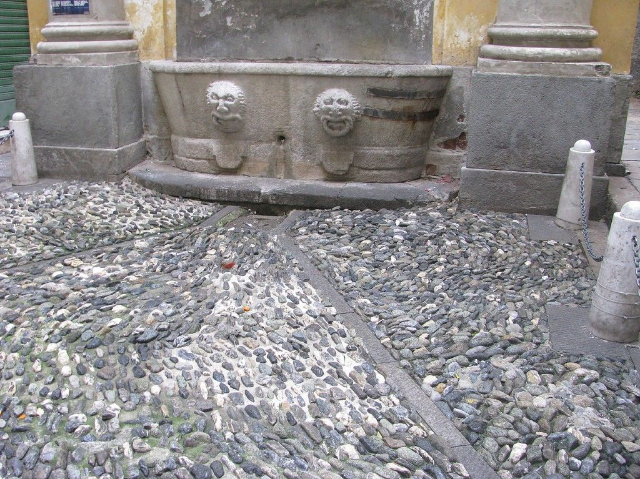 Histoire de l'infâme colonne - Genova | Secret World Trip Planner