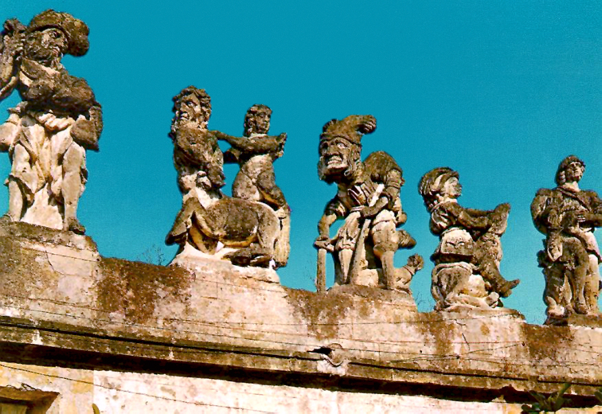 Villa Palagonia, également connue sous le nom de Villa des monstres - Bagheria | Secret World Trip Planner