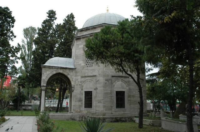 Tombe de Hayreddin Barbarossa - Beşiktaş Cd. No:8 | Secret World Trip Planner