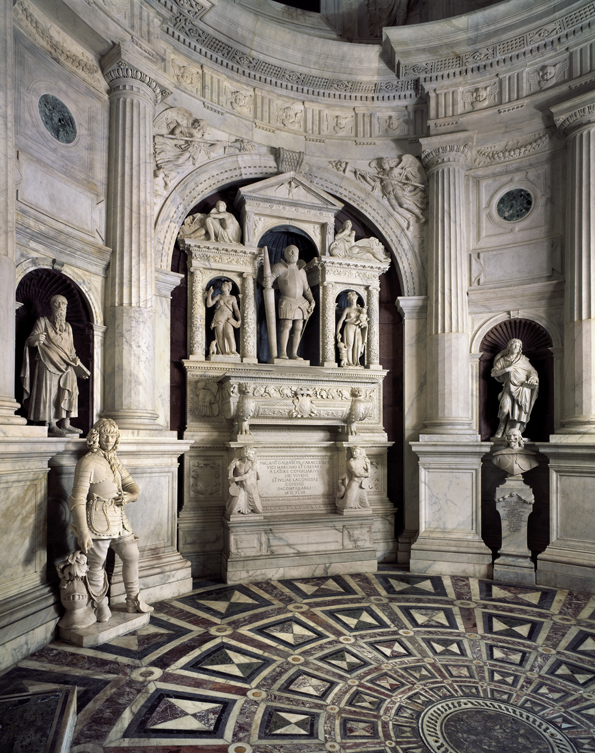 Iglesia de San Giovanni a Carbonara - Napoli | Secret World Trip Planner