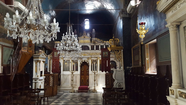 Iglesia de San Spyridon - Nafplion | Secret World Trip Planner