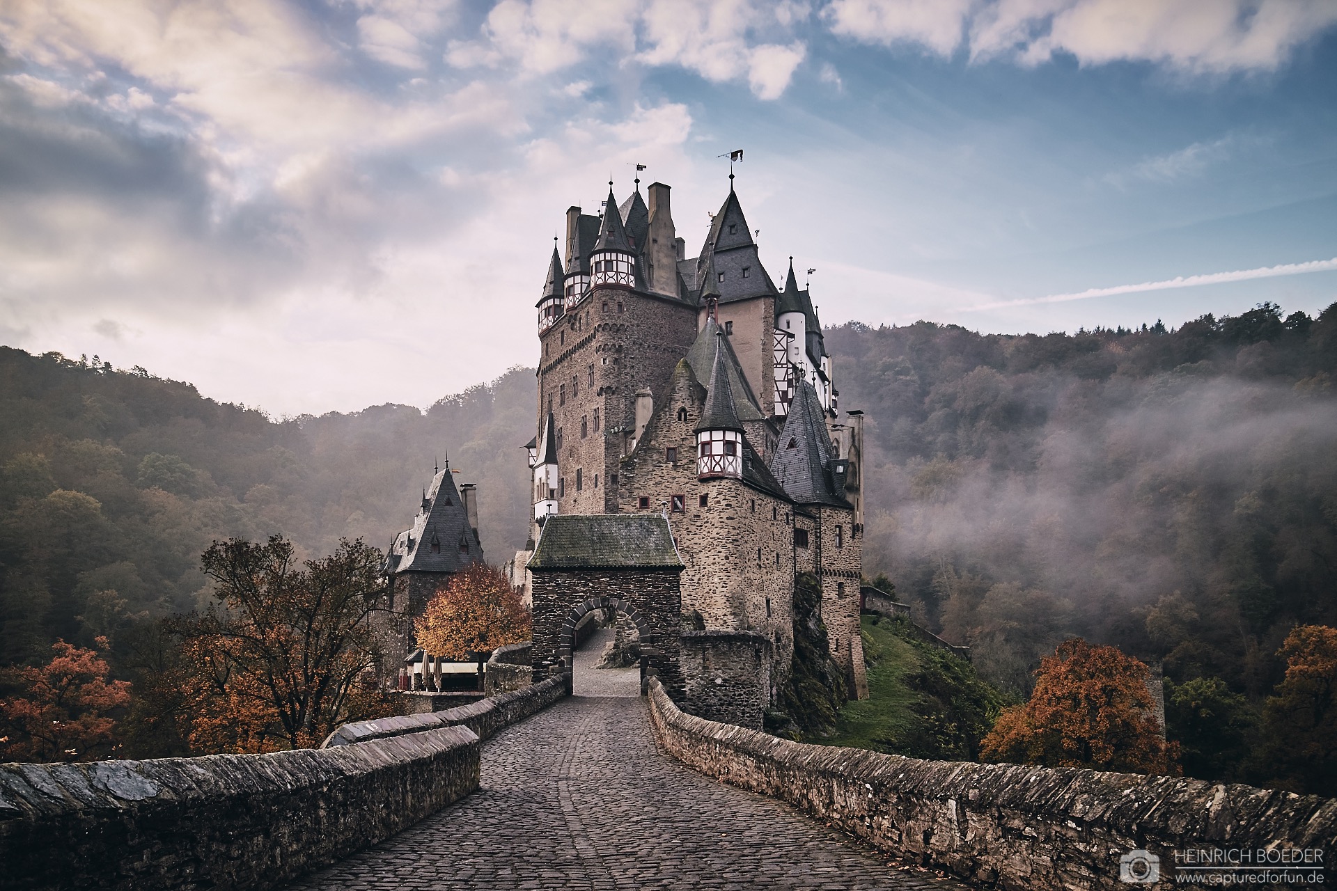 Zamek Eltz - Wierschem | Secret World Trip Planner
