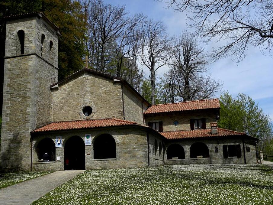 Santuário Madonna del Faggio de Monte Carpegna - Montecopiolo | Secret World Trip Planner