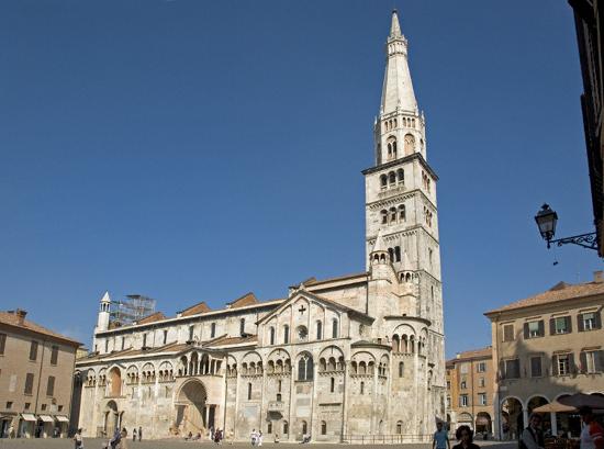 Modena Kathedraal - Modena | Secret World Trip Planner