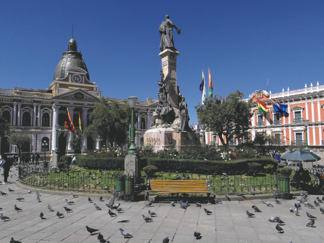Murillo-Platz - La Paz | Secret World Trip Planner