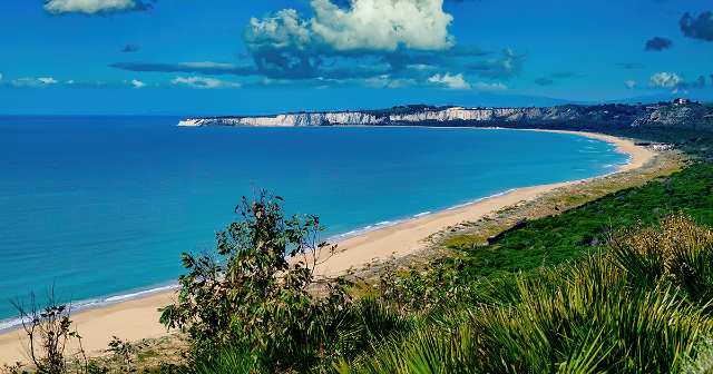 La playa Torre Salsa de Siculiana - 986H+X3 | Secret World Trip Planner