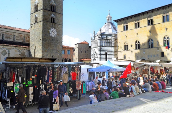 Plaza del Mercado - Piazza del Mercato Centrale | Secret World Trip Planner