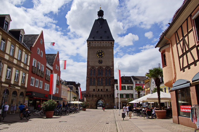 旧门 - Speyer | Secret World Trip Planner