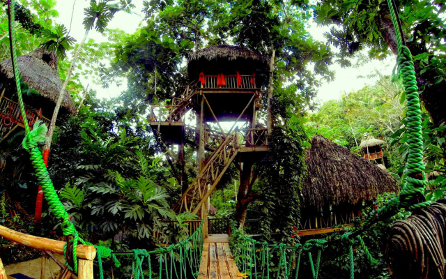 Парк приключений: Деревня на дереве - El Valle | Secret World Trip Planner