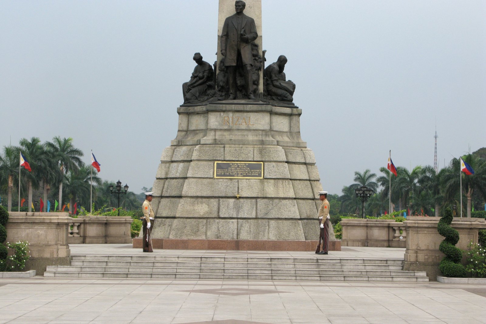 Rizal Park em Manila - Manila | Secret World Trip Planner