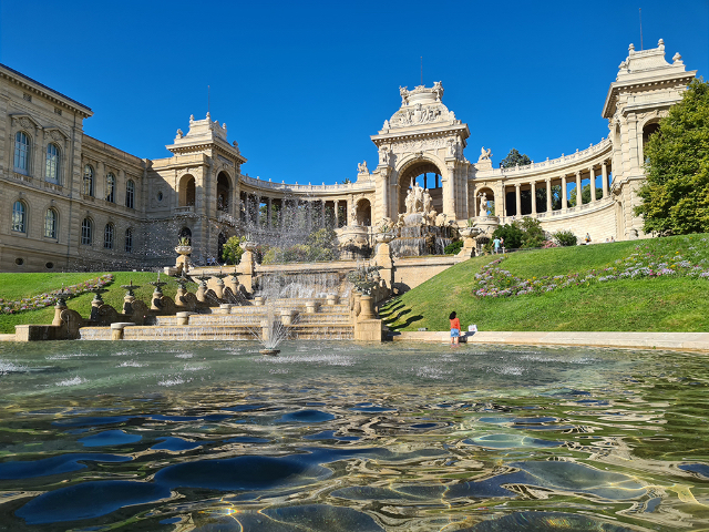 Дворец Лоншамп - Marseille | Secret World Trip Planner