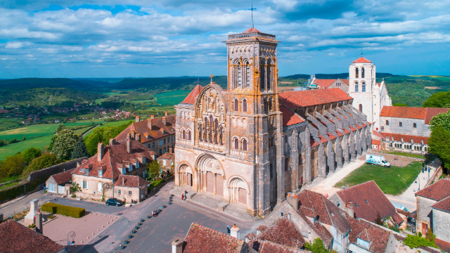Basílica de Santa María Magdalena - Vézelay | Secret World Trip Planner